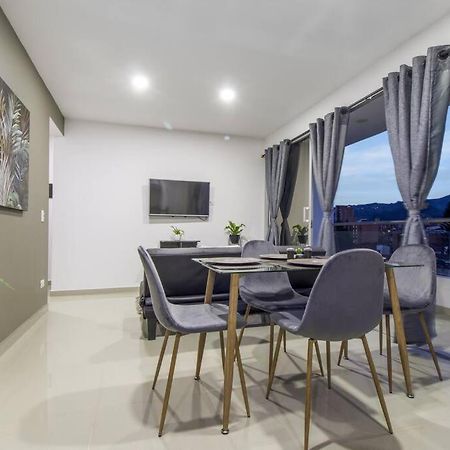 Amplio Apartamento En Calasanz - Estadio Medellín Buitenkant foto