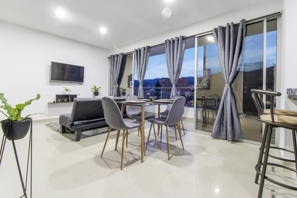 Amplio Apartamento En Calasanz - Estadio Medellín Buitenkant foto